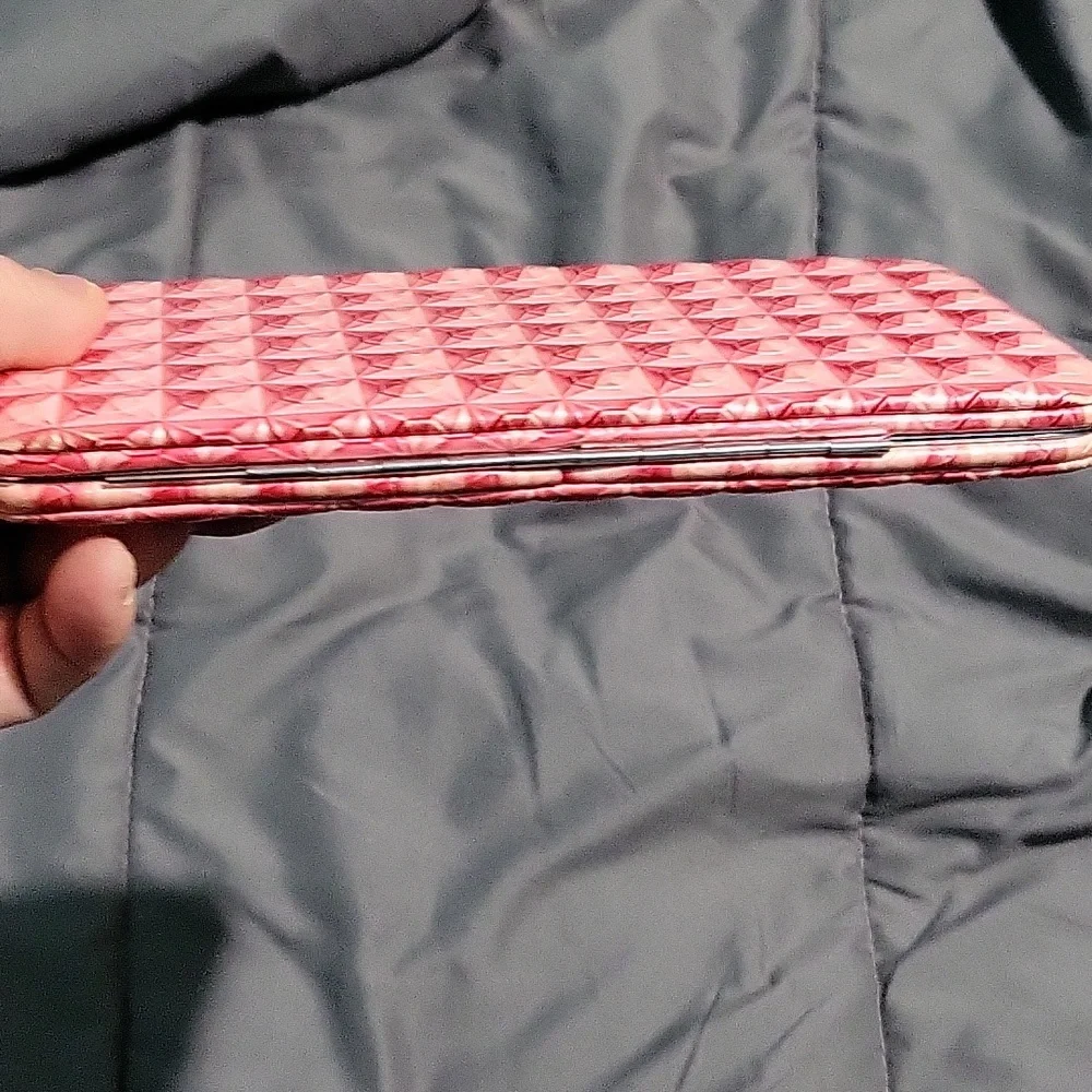 Pink Wallet - Picture 3 of 4